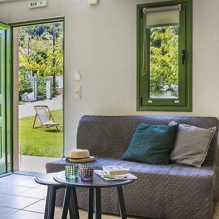 Earth Apartment كاتيليوس المظهر الخارجي الصورة